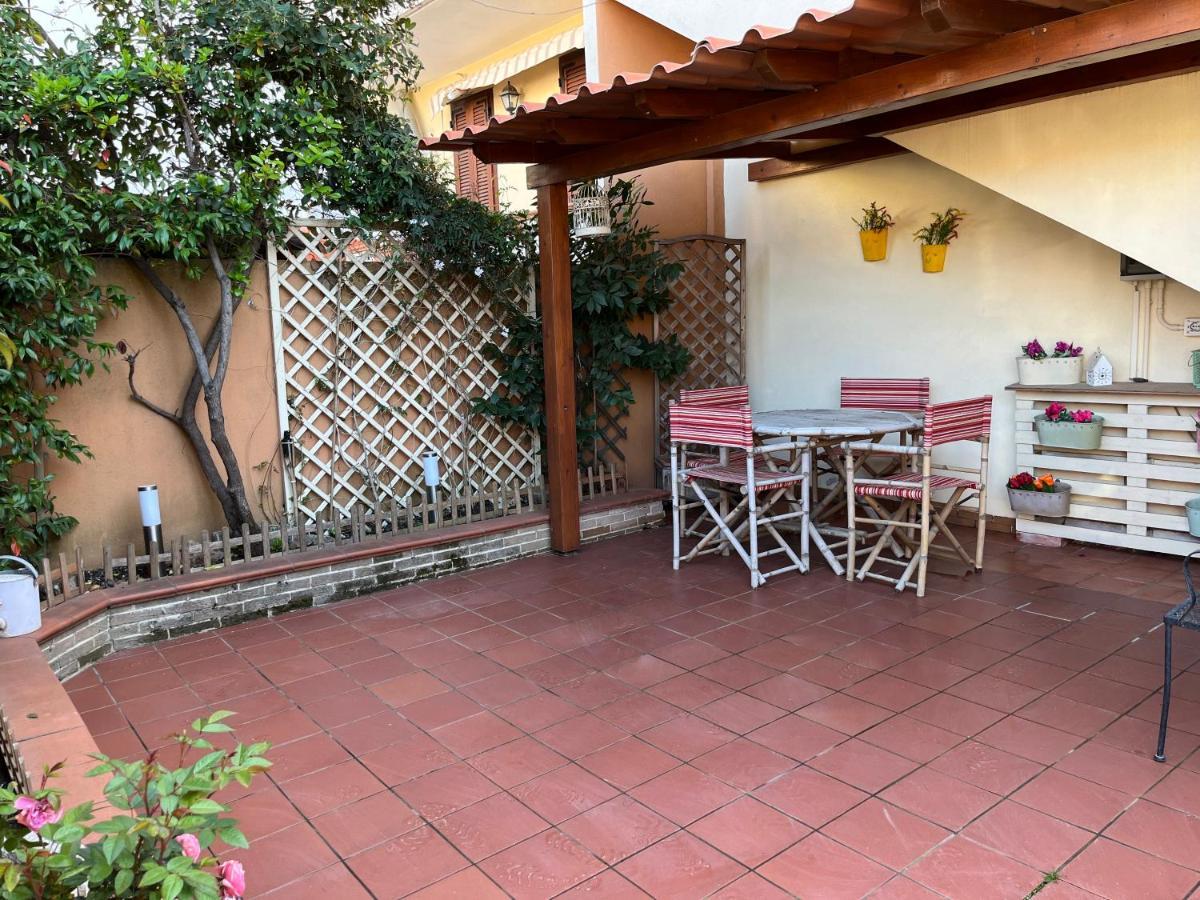 Charlotte Apartment - For Family And Groups Porto Torres Exterior photo