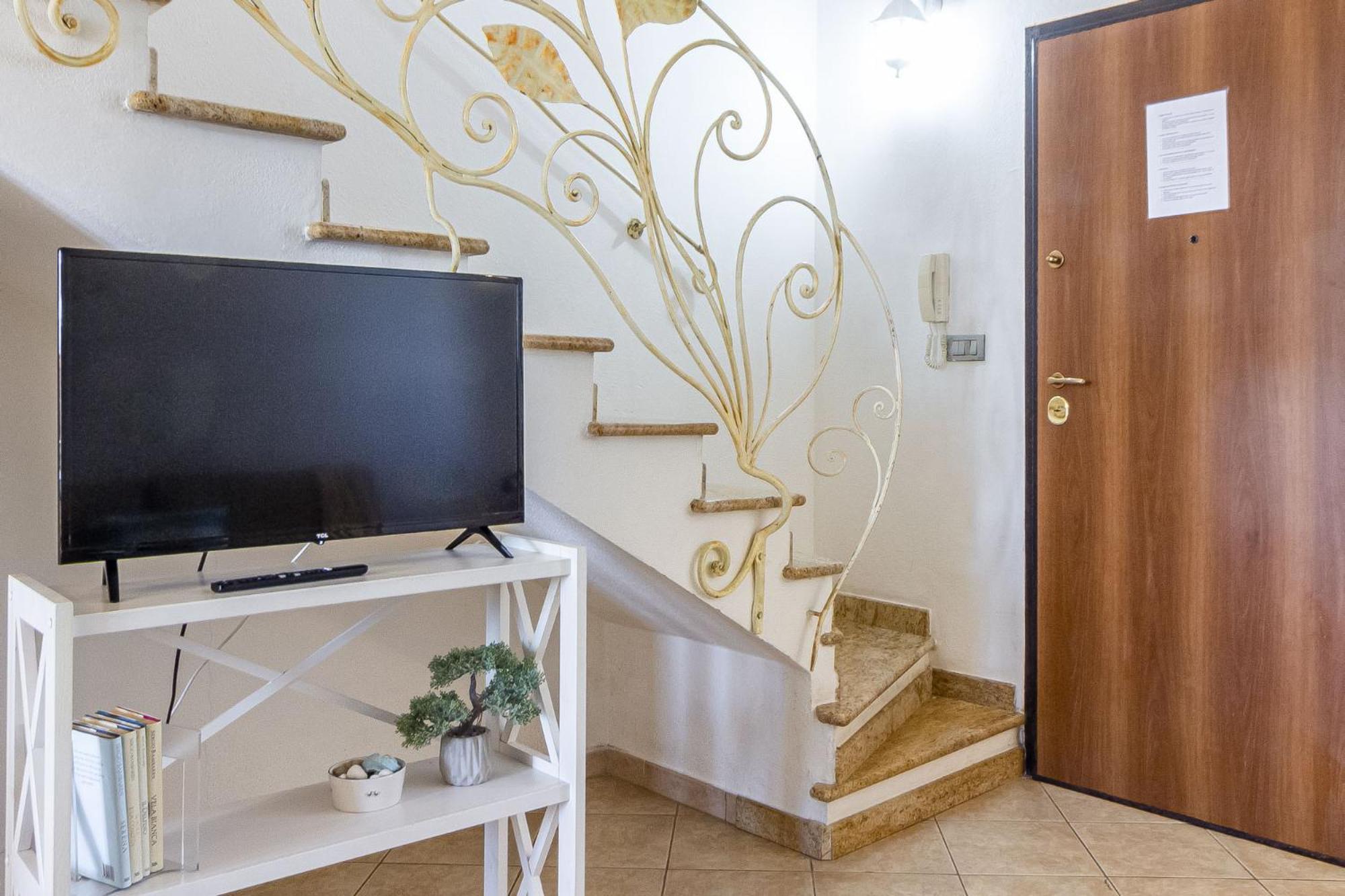 Charlotte Apartment - For Family And Groups Porto Torres Exterior photo